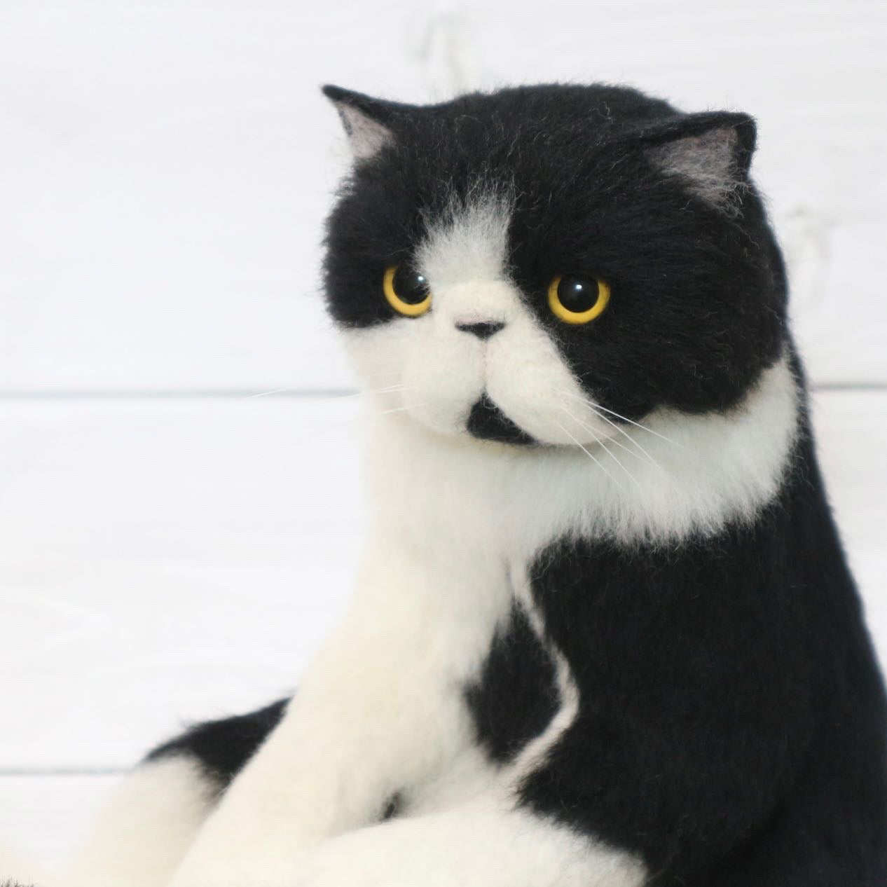 羊毛フェルトの猫 エキゾチックショートヘア